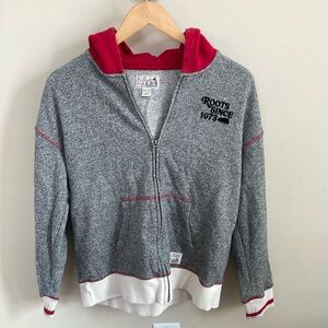 Roots Cabin series zip up hoodie, size XXL (13-14 years), excellent condition